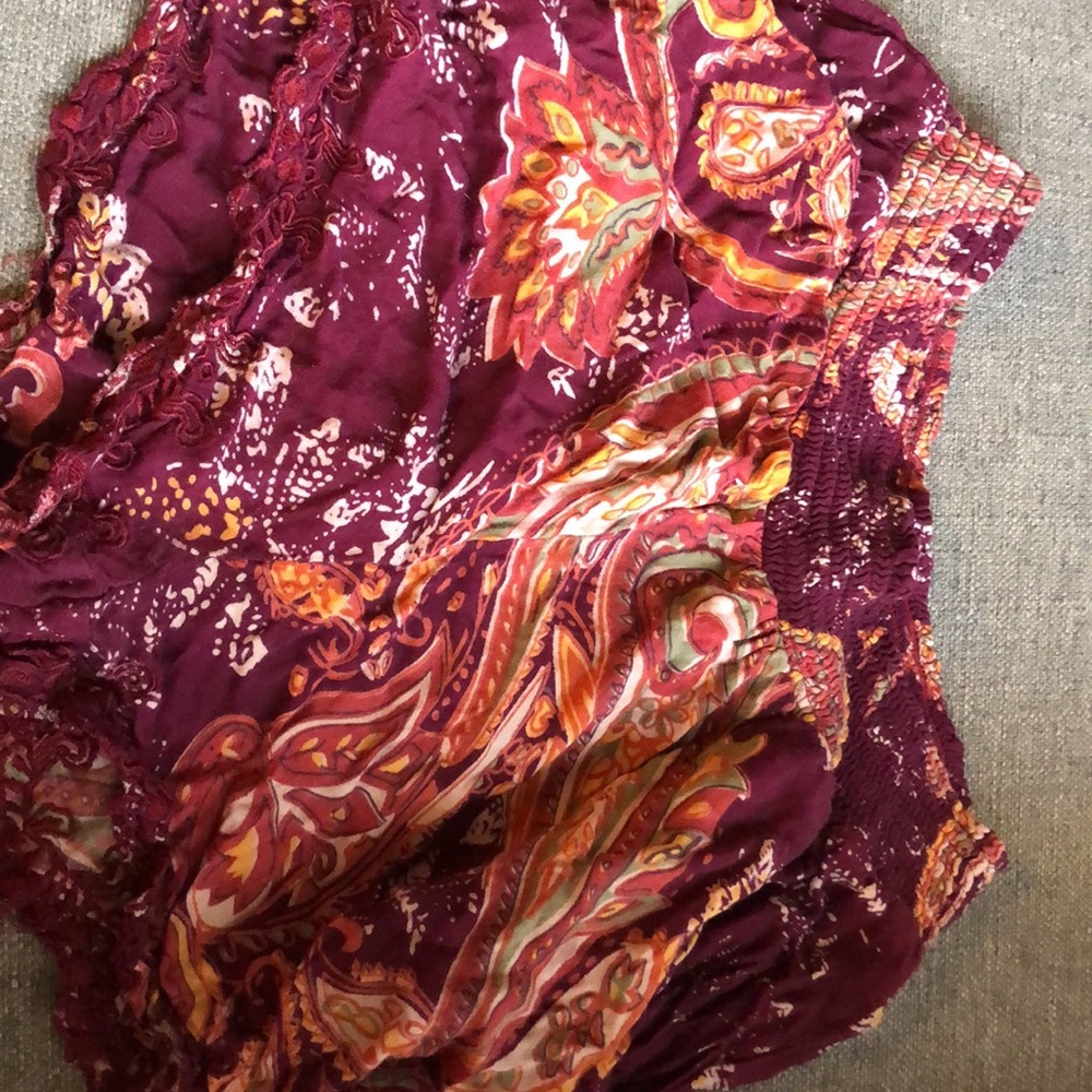 Embroiled comfy La Hearts shorts